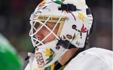 Marc-Andre Fleury wore his custom mask.