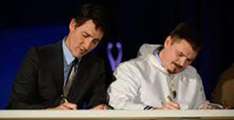Prime Minister Justin Trudeau and Nunavut Premier P.J. Akeeagok sign the Nunavut devolution agreement in Iqaluit on Thursday.Prime Minister Justin Trudeau and Nunavut Premier P.J. Akeeagok sign the Nunavut devolution agreement in Iqaluit on Thursday.