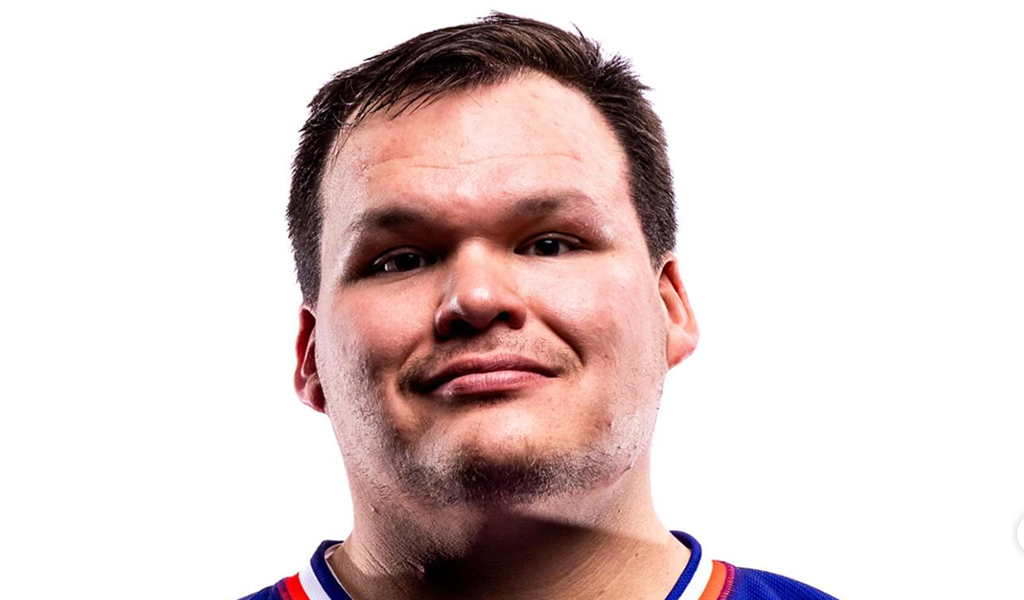 Six Nations’ Warren Hill tied a league record allowing just two goals against in the Halifax Thunderbirds’ season-opening victory.