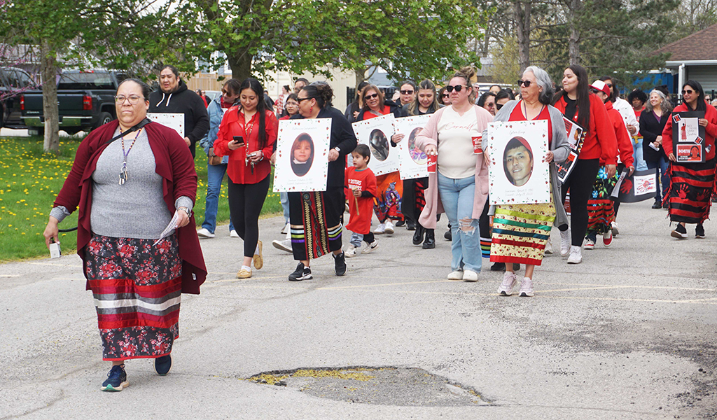 Weaving a red march through Ohsweken - The Turtle Island News