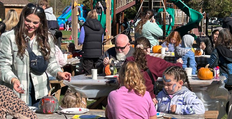 Fall Festival foods meant grabbing a picnic table and enjoying the fall day. (Photos by Barbara Latkowski)